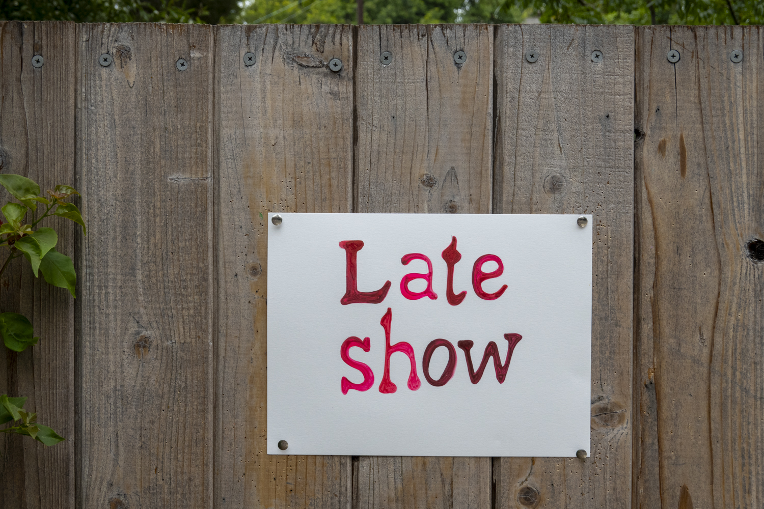 Late show
																			 
																		